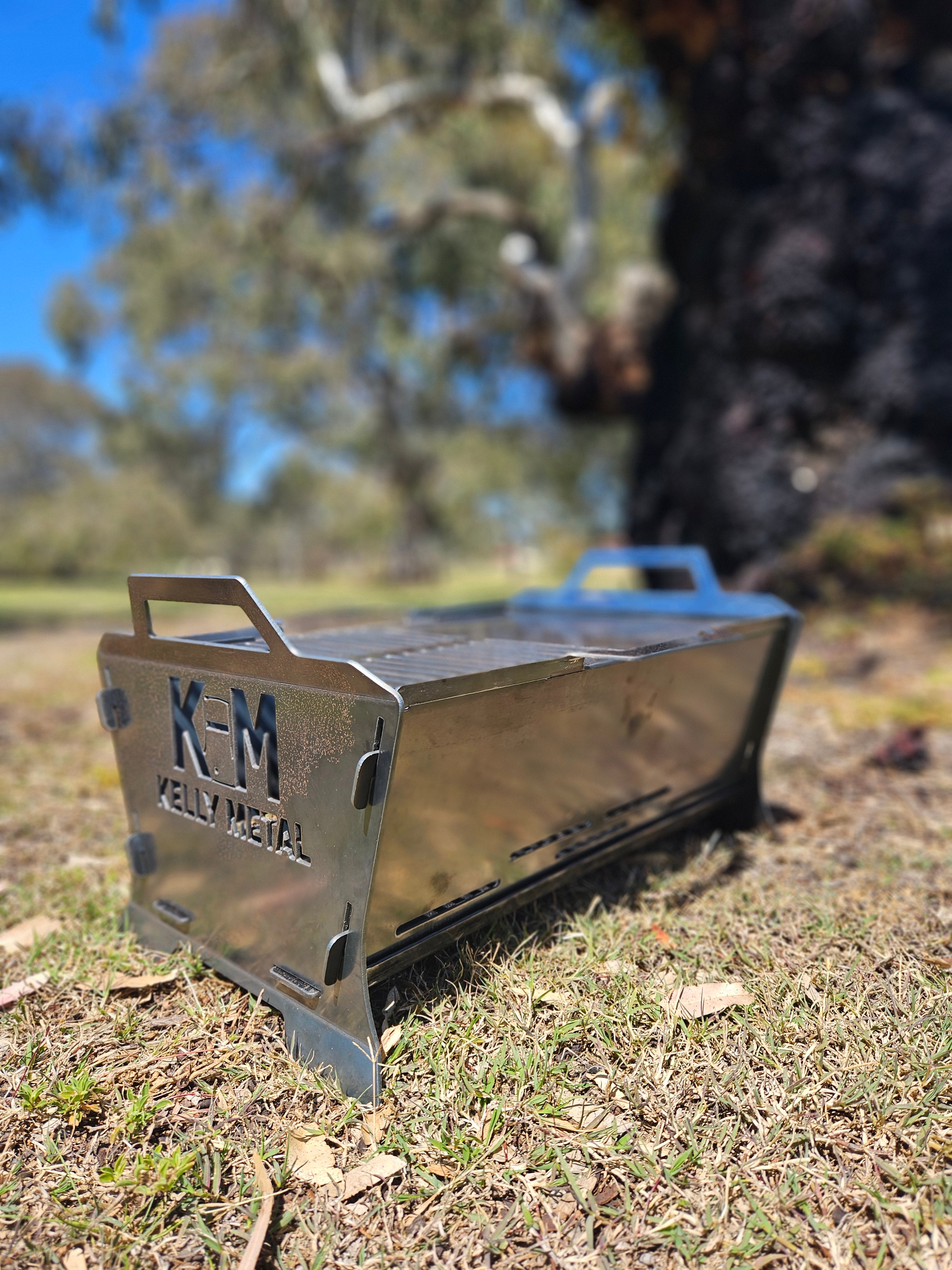 Kelly Metal TrailForge Fire Pit
